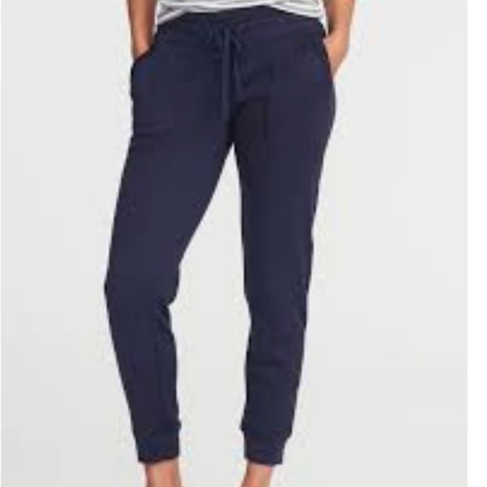 Mid-Rise Jogger